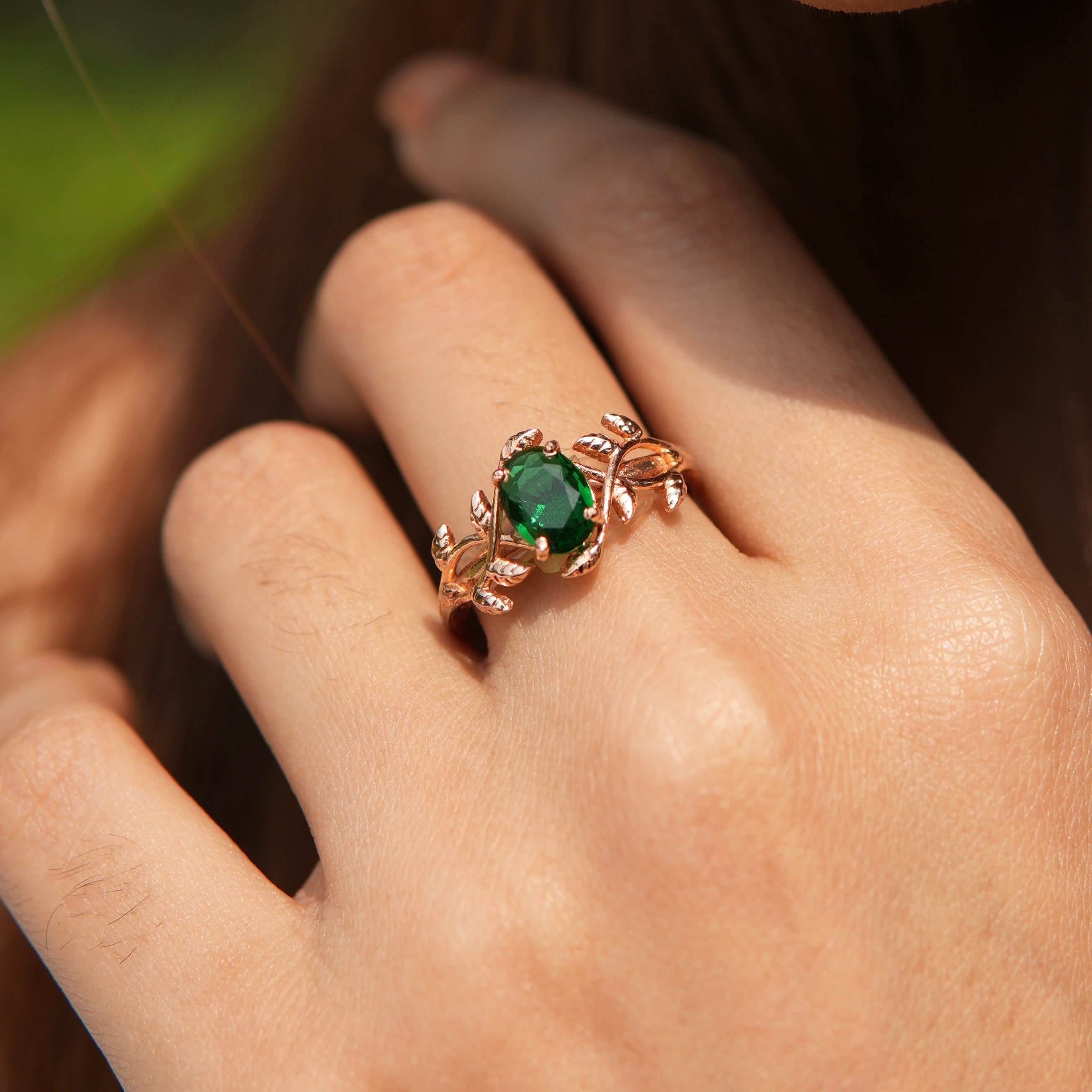 The Entangled Cathedral Ring