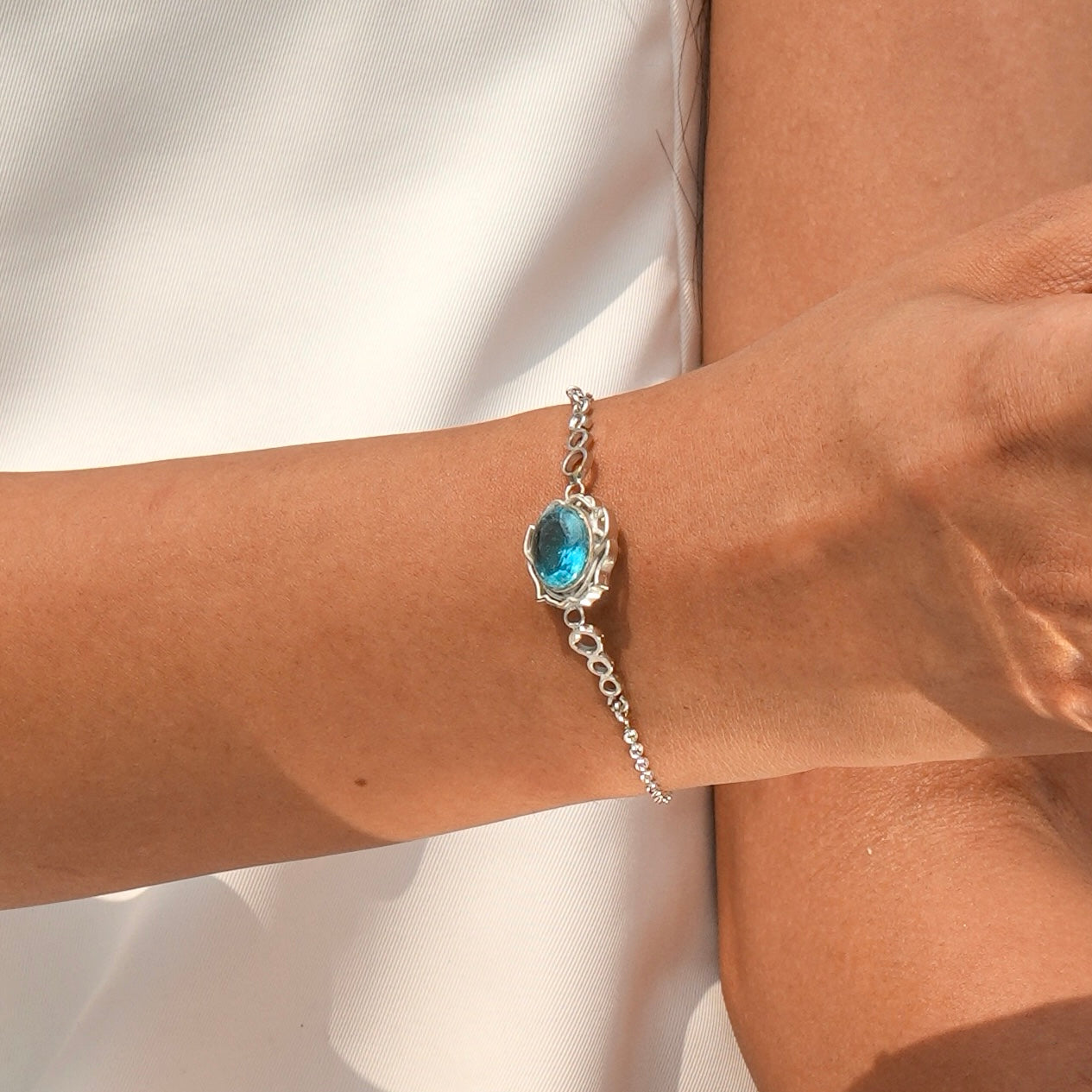 Waves Around The Blue Bracelet