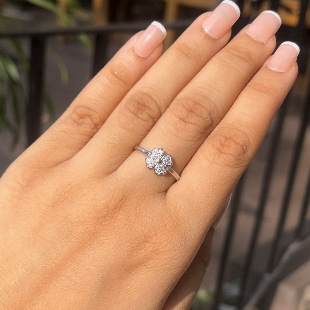 Luna Petal Ring