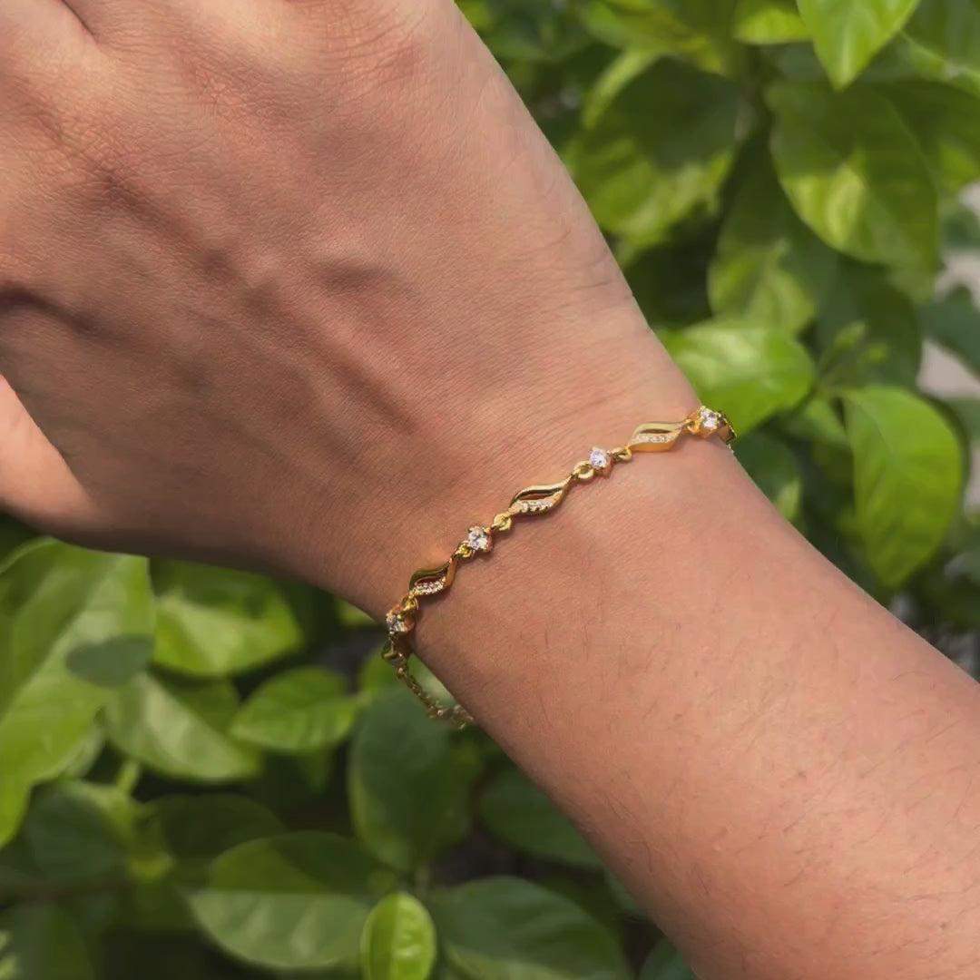 Ocean Curve Bracelet